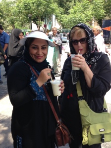 Fatemeh & Pam drinking our Market Smoothies